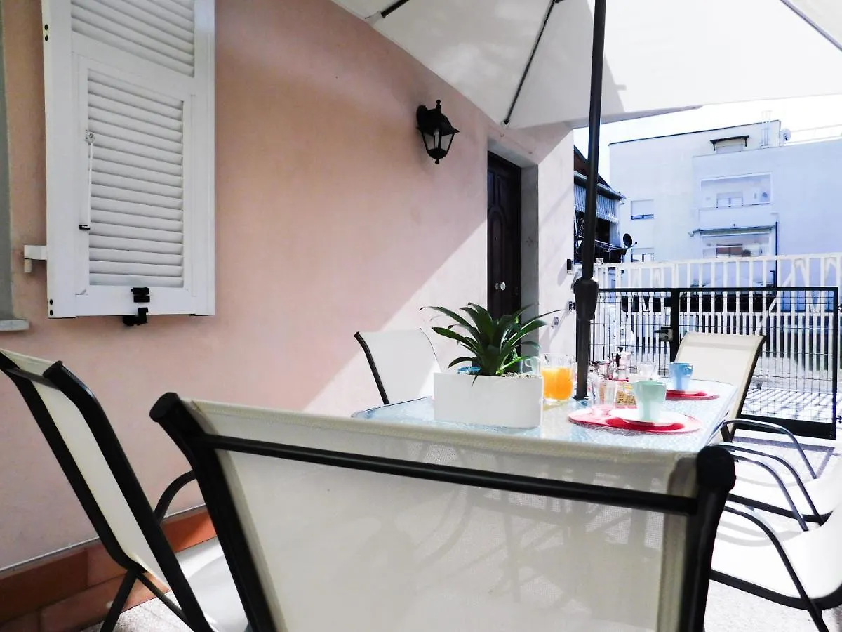 La Perla Rossa Apartment Arcola Italy